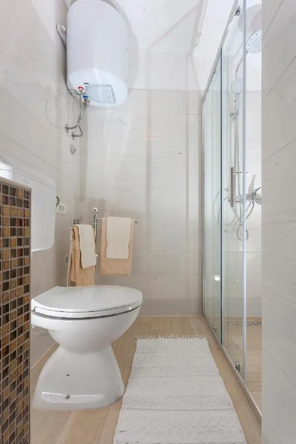 Apartments Mario 2 Pula Croatia
