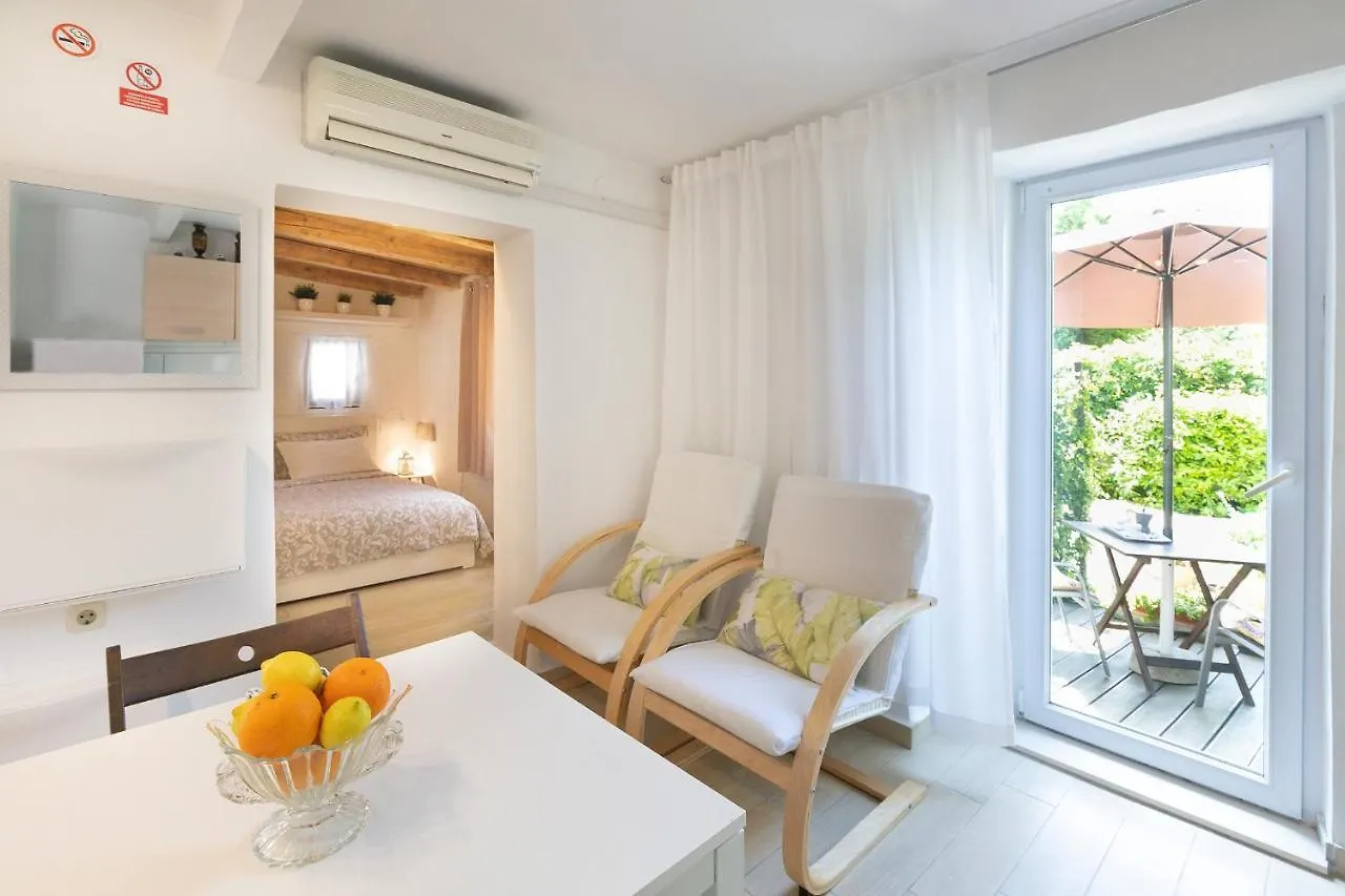 Apartments Mario 2 Pula