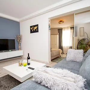 Apartment Oasis, Pula